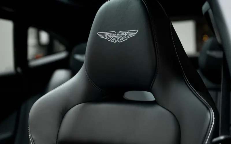 Aston Martin DBX 707 * Carbon * Sitzbelüftung * ACC * 360 * DesignPack - 151053