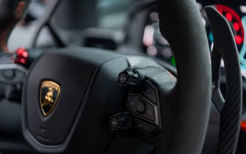 Lamborghini Revuelto * AD PERSONAM * CARBON * FULL ASSIST * SONUS *  - 152208