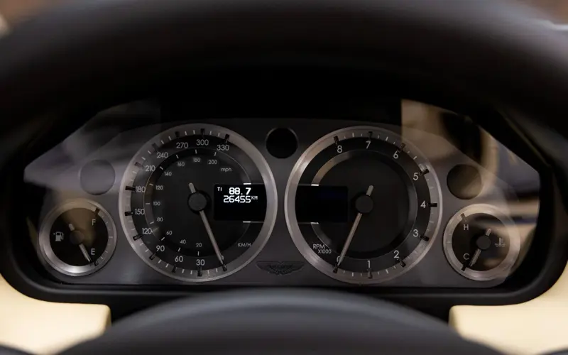 Aston Martin DB9 Volante 6.0 Touchtronic - 125537