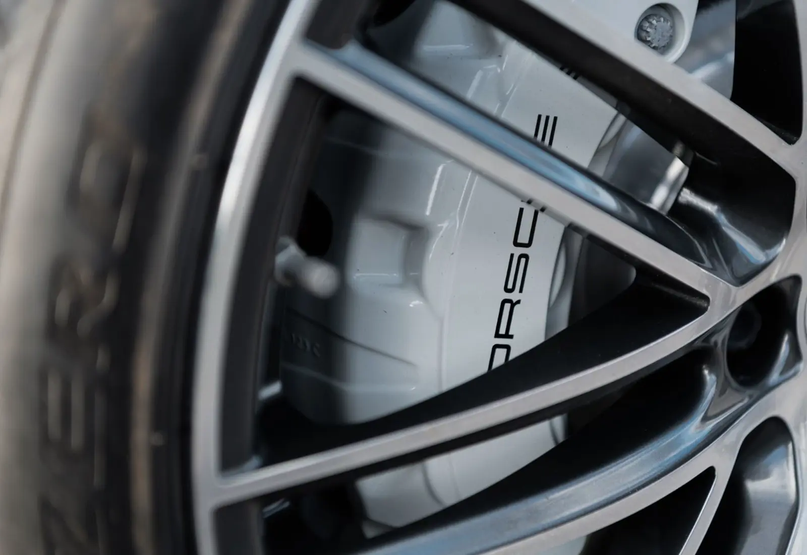 Porsche Macan Turbo * Approved * 1e Hand * Winter + Sommer - 125061