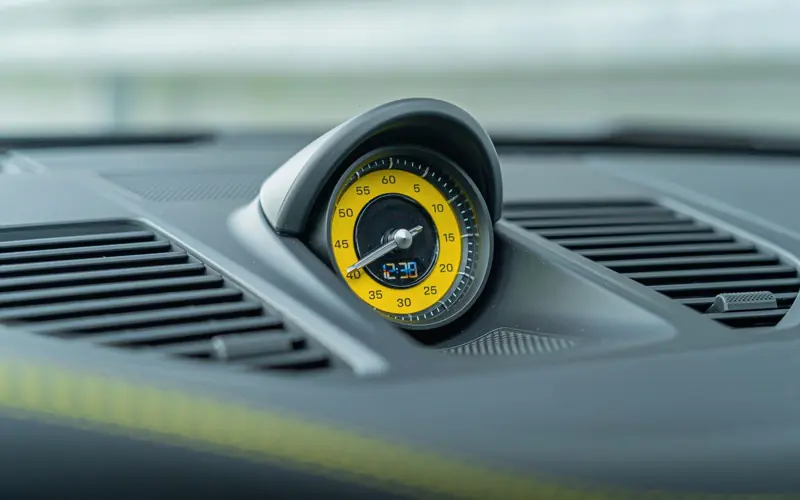 Porsche 911 Turbo S * 992.2 * MY26 * SPORTDES * CARBON EXTERIOR - 146828