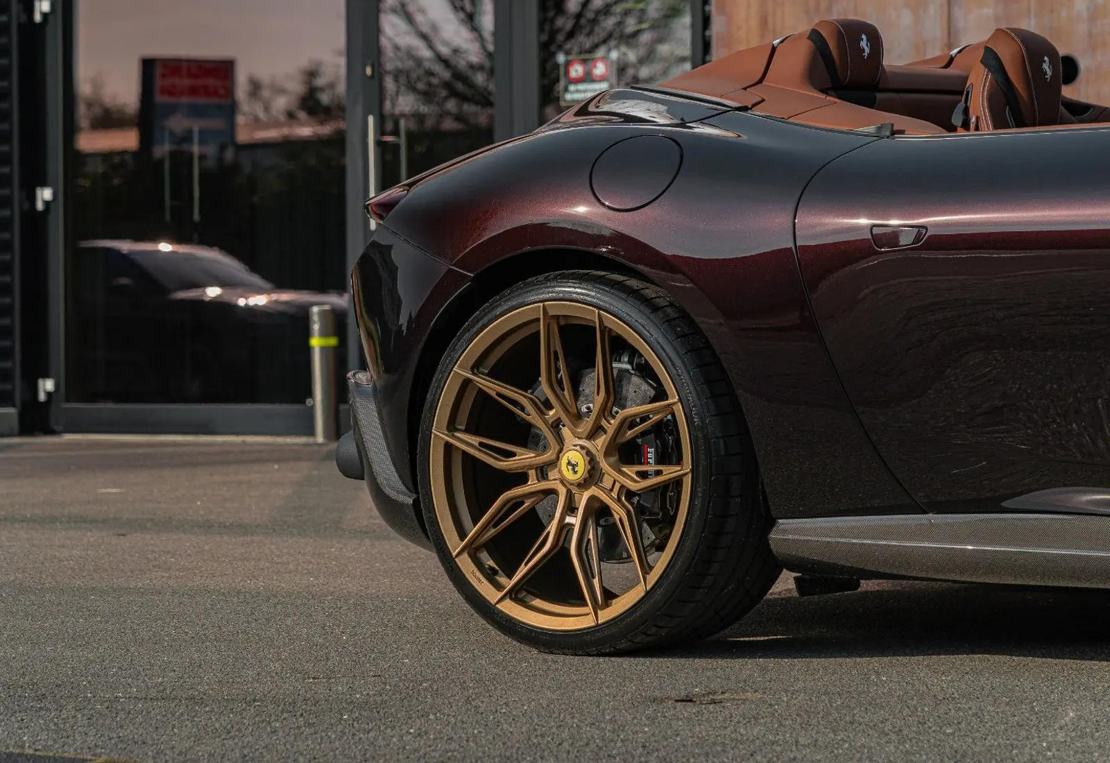 Ferrari Roma Spider * SPECIAL COLOR * ADAS * VENT * 360 * VOLL *  - 136028