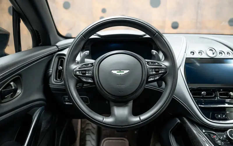 Aston Martin DBX 707 * Carbon * Sitzbelüftung * ACC * 360 * DesignPack - 151032