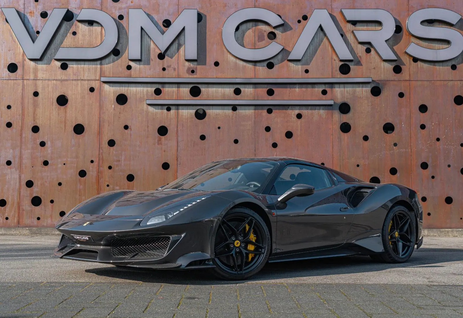 Ferrari 488 Pista Spider * CARBON 12X * 635KM * NEW SERVICE *  - 132789