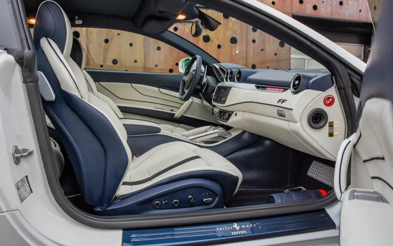 Ferrari FF * TAILOR MADE * PERLA EDITION * 1 OF 1 * BLU CARBON *  - 102548