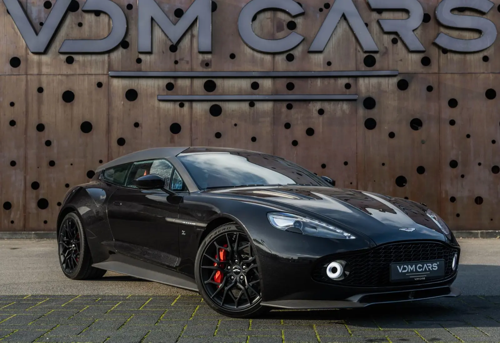 Aston Martin Vanquish Zagato Shooting Brake NEW SERVICE ! NEW - 124966