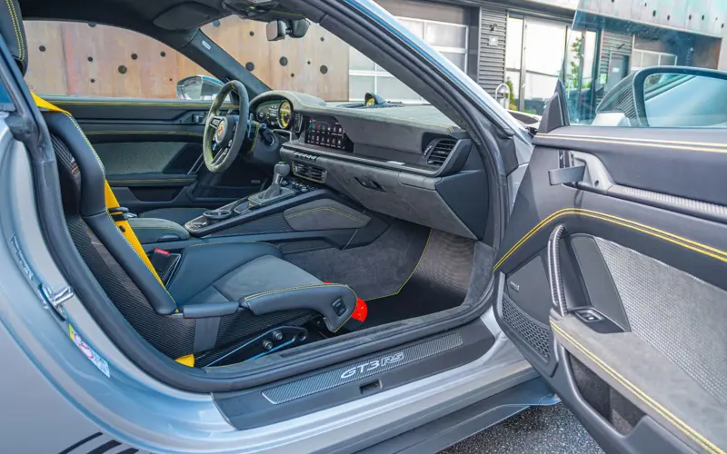 Porsche 992 GT3 RS * WEISSACH * CLUBSPORT * PCCB * LIFT * CARBON *  - 112188
