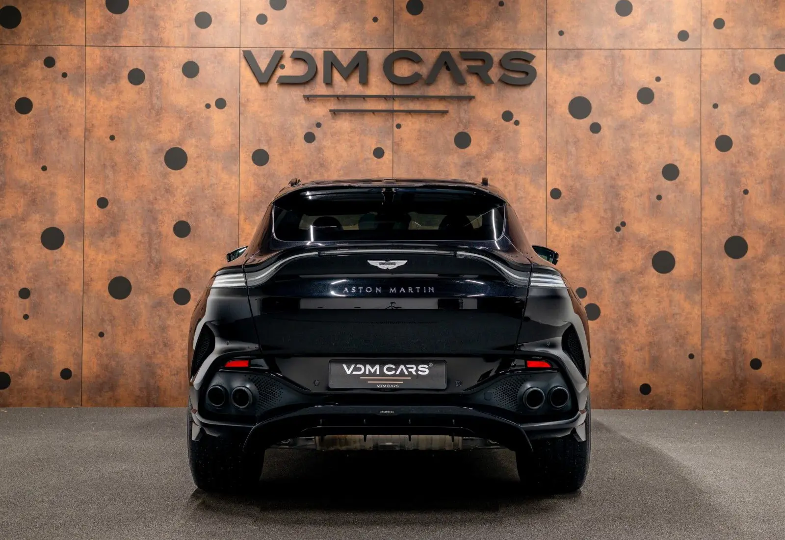 Aston Martin DBX 707 * Carbon * Sitzbelüftung * ACC * 360 * DesignPack - 151018