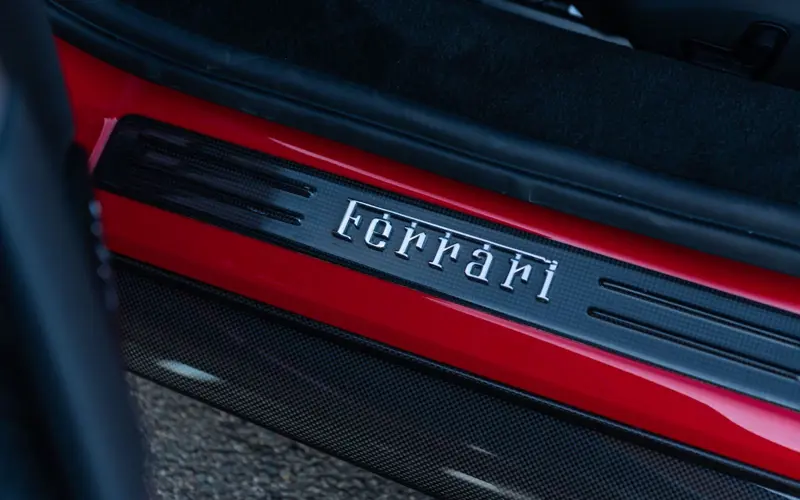 Ferrari 296 GTB * 1.HAND * CARBON * CARBON FELGEN * LIFT *  - 134428