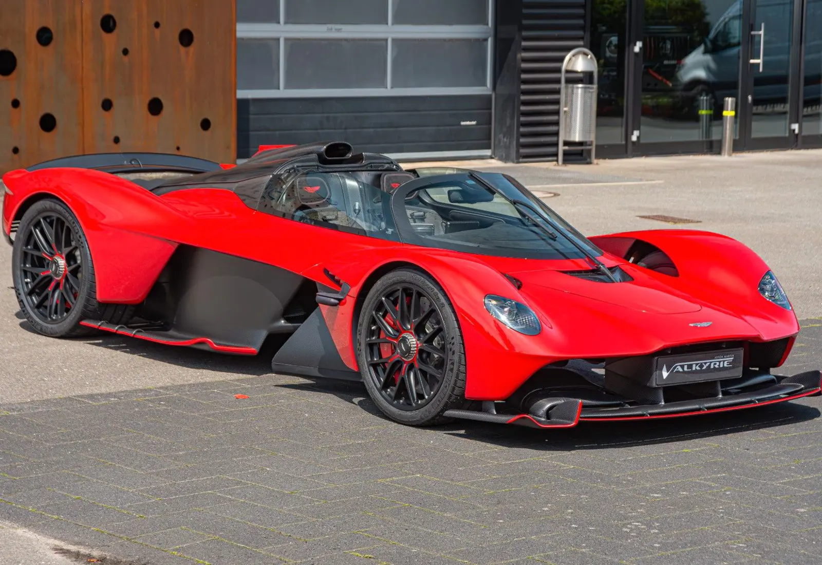 Aston Martin Valkyrie SPIDER * Q-COMMISSION * COLLECTOR PLAN *  - 126138