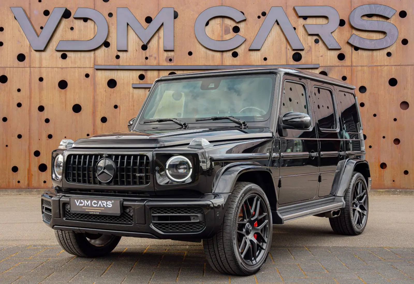 Mercedes-Benz G 63 AMG * AKRAPOVIC * NIGHT * MASSAGE *  - 113375