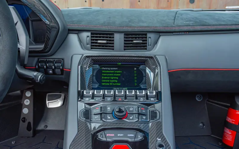 Lamborghini Aventador SV Roadster * ONLY 1.650 KM * 1 OF 500 *  - 125224