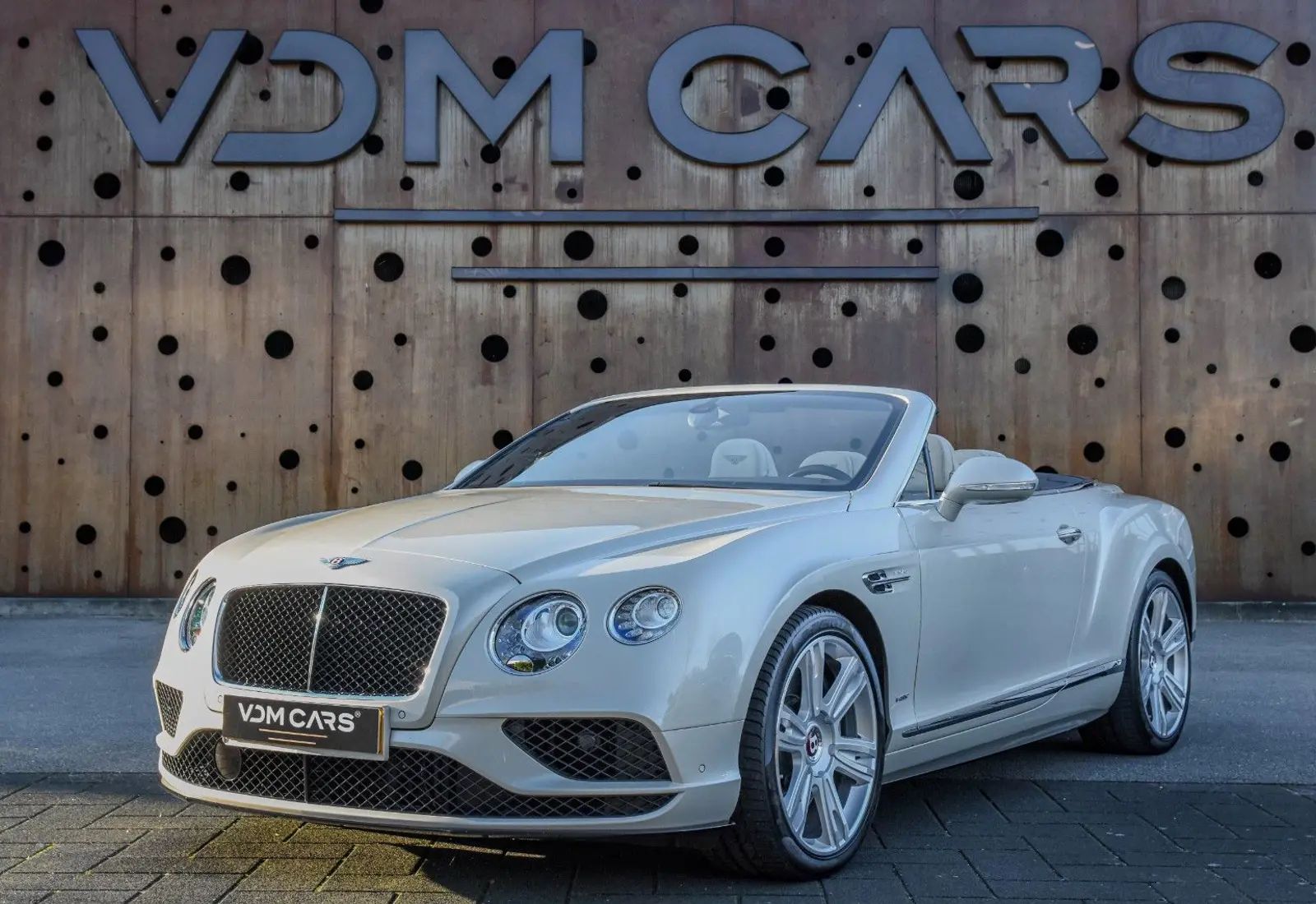 Bentley Continental GTC V8 S * 1. OWNER * MULLINER * MASSAGE *  - 103236