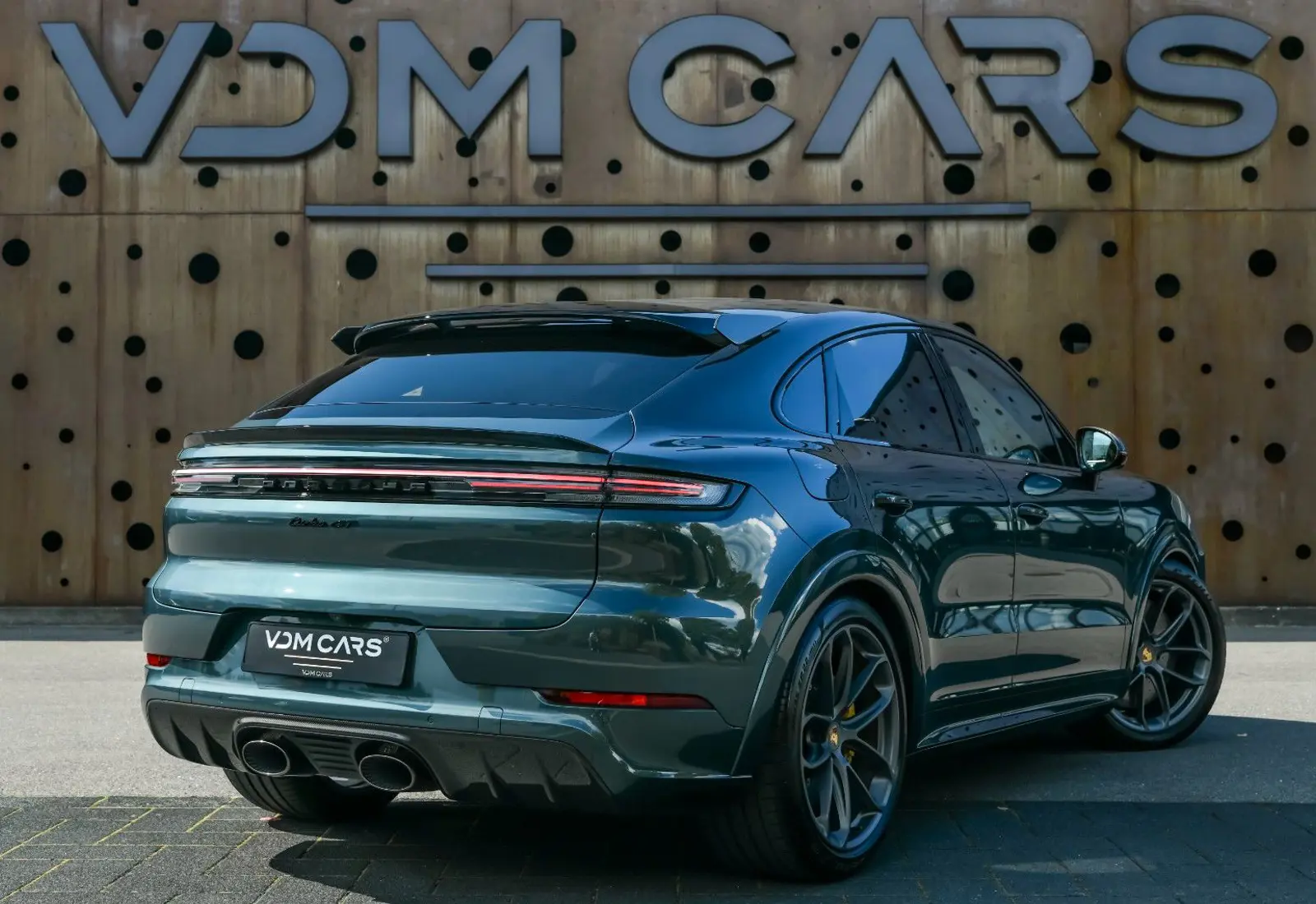 Porsche Cayenne Coupe Turbo E-Hybrid * PTS * GT PACKAGE *  - 115712