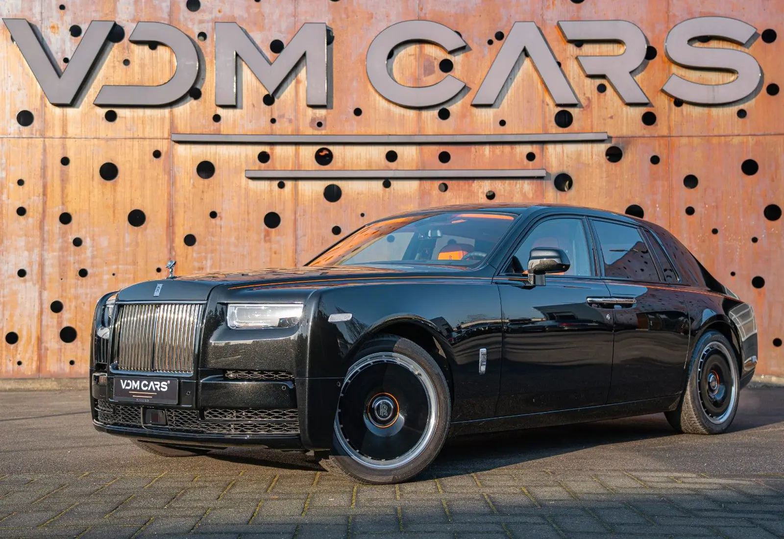 Rolls-Royce Phantom * COC ONLY * PROD.25 * BESPOKE * STARLIGHT * THEA - 136053