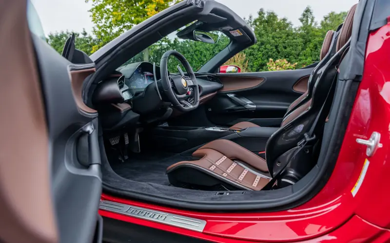 Ferrari SF90 Spider * LIFT * CARPLAY * AFS * TWO-TONE * CARBON *  - 164546