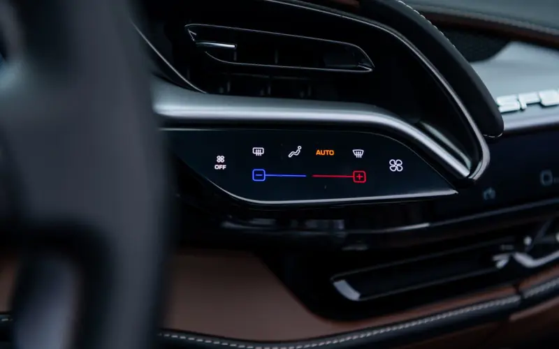 Ferrari SF90 Spider * LIFT * CARPLAY * AFS * TWO-TONE * CARBON *  - 119119