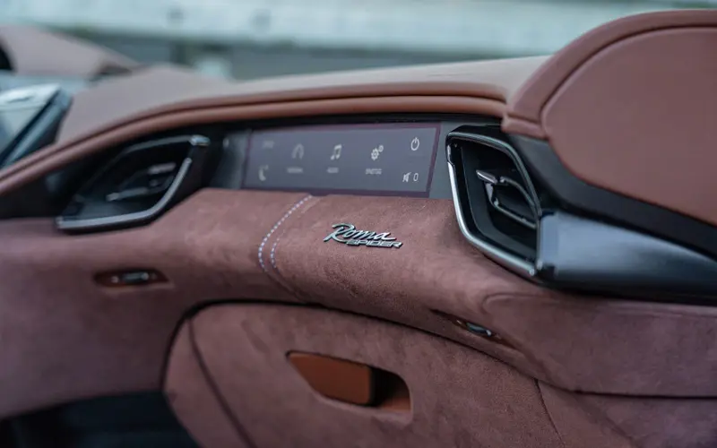 Ferrari Roma Spider * SPECIAL COLOR * ADAS * VENT * 360 * VOLL *  - 136040