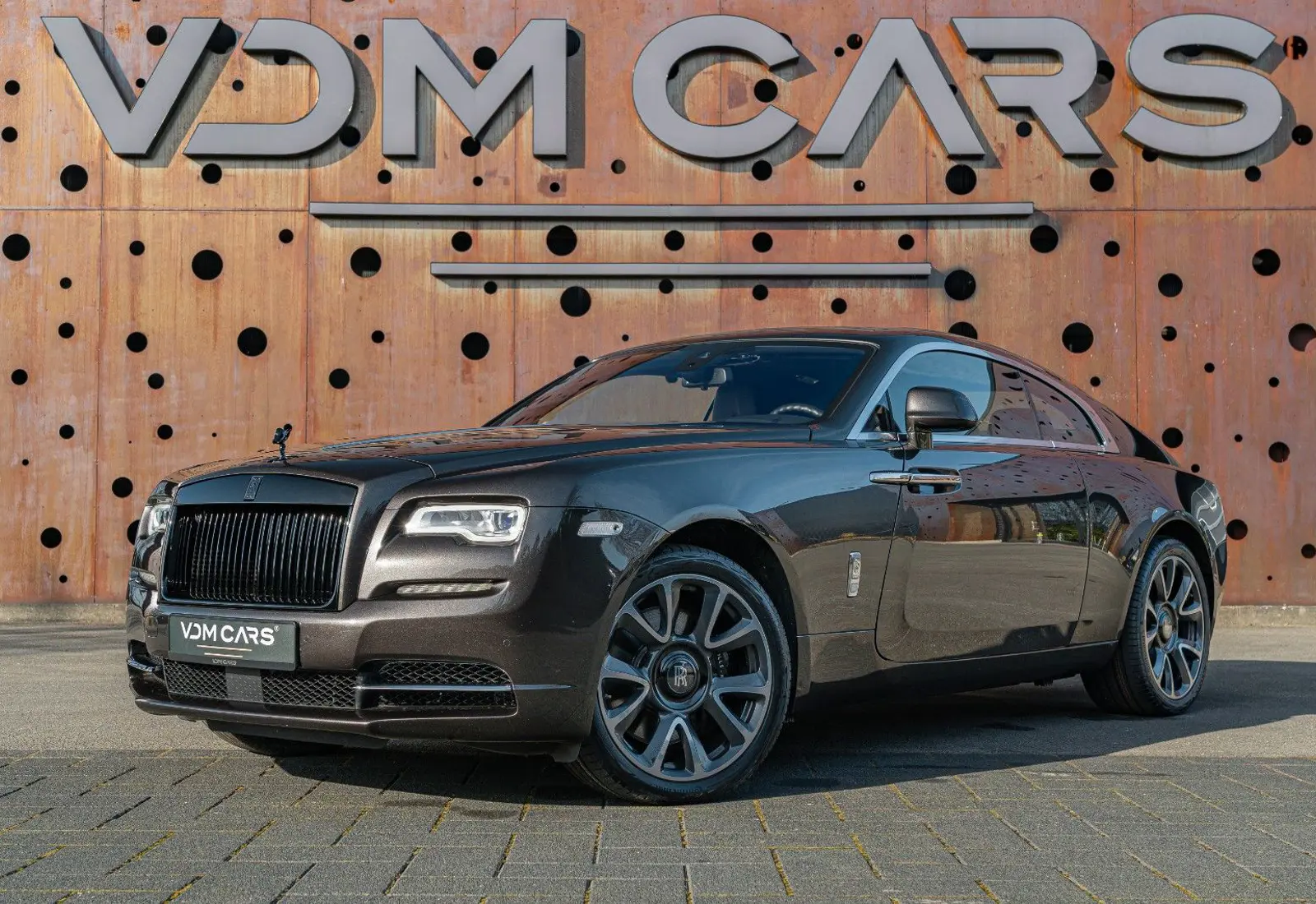 Rolls-Royce Wraith 6.6 V12 * MASSAGE * BESPOKE * DRIVE ASSIST+ *  - 134268