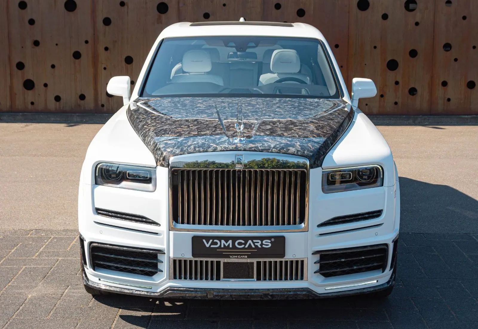 Rolls-Royce Cullinan MANSORY * FORGED CARBON * ONLY 7600 KM *  - 139100