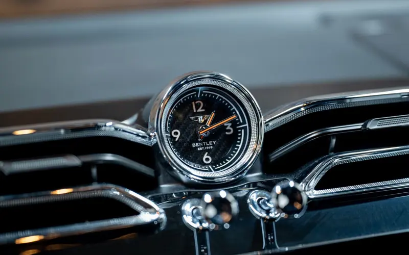 Bentley Bentayga 3.0 Hybrid 4WD * FIRST EDITION * NAIM *  - 135292