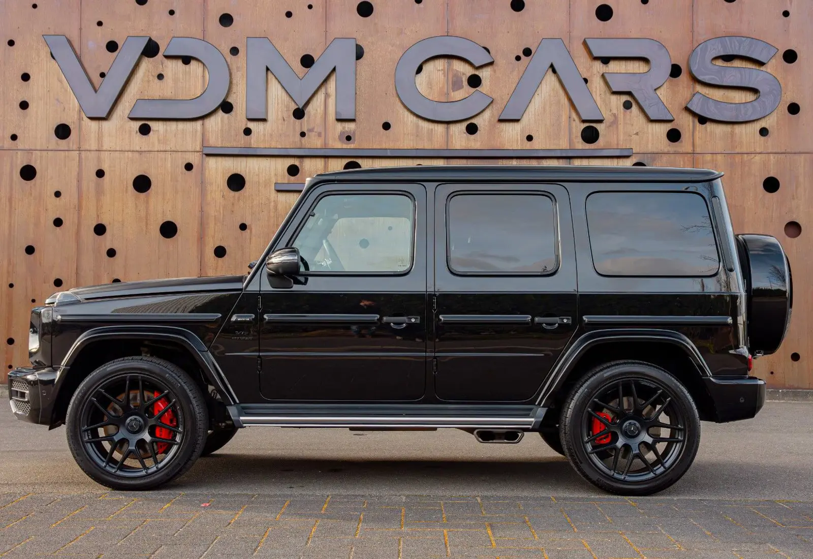 Mercedes-Benz G 63 AMG * AKRAPOVIC * NIGHT * MASSAGE *  - 113384