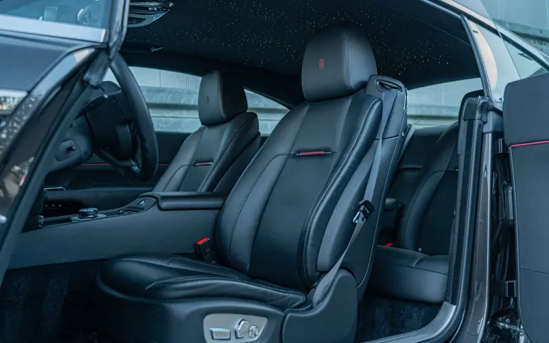 Rolls-Royce Wraith 6.6 V12 * MASSAGE * BESPOKE * DRIVE ASSIST+ *  - 134284