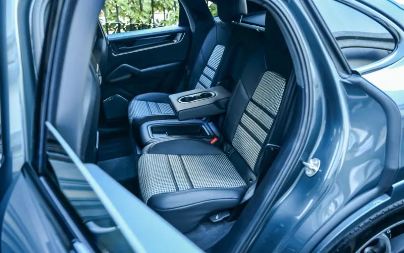 Porsche Cayenne Coupe Turbo E-Hybrid * PTS * GT PACKAGE *  - 115738