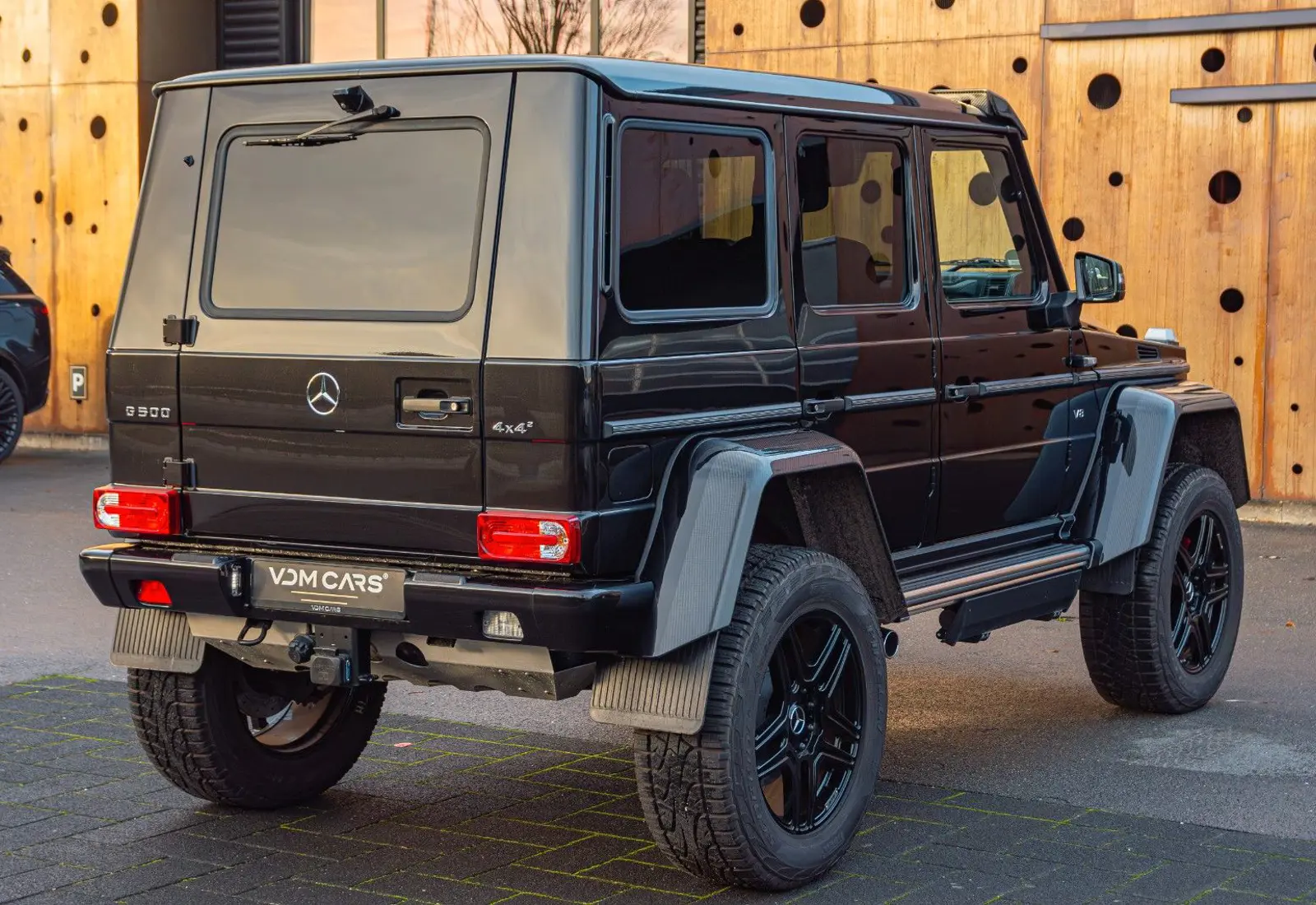 Mercedes-Benz G 500 4x4² * AHK * 1.000 KM * 1. BESITZER * MWST * CARBON - 102852