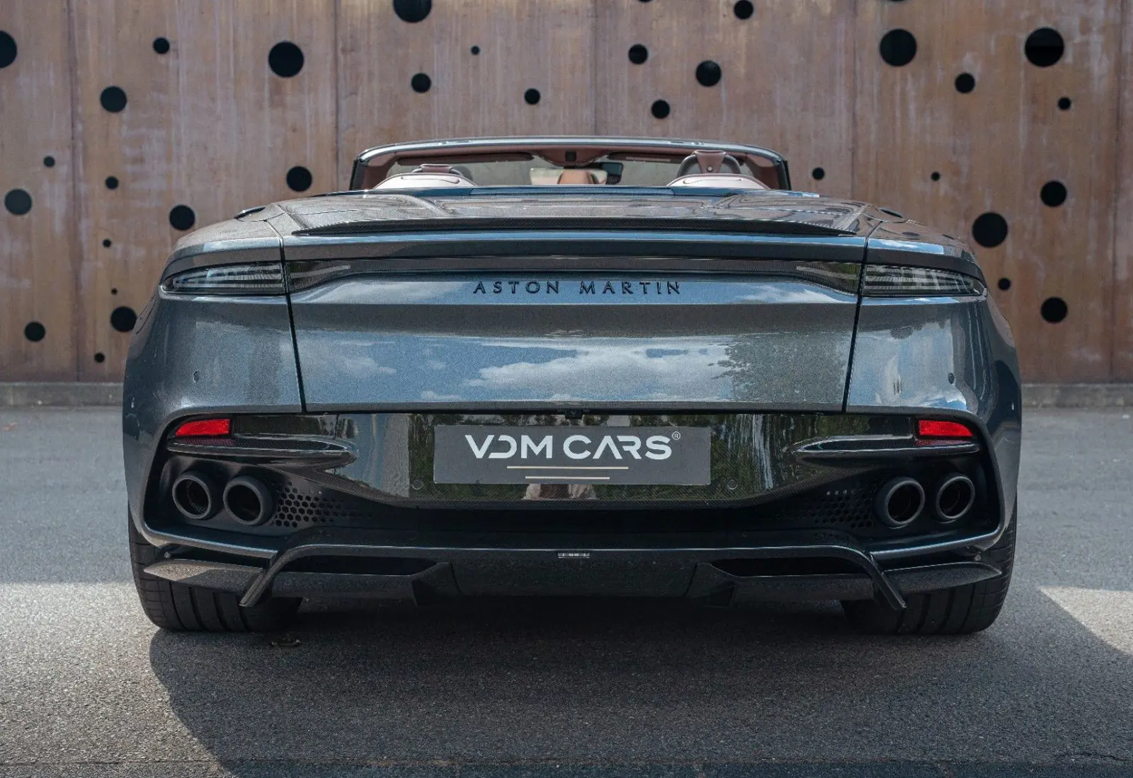 Aston Martin DBS Volante 770 Ultimate * 1/199 * Carbon * Carb.Seats - 165230