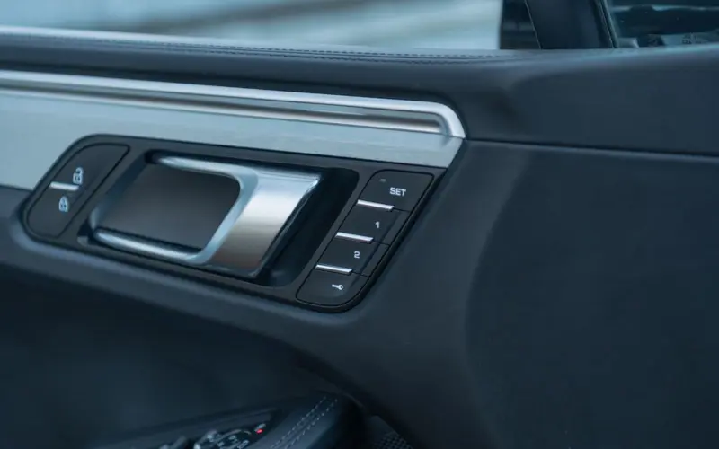 Porsche Macan Turbo * Approved * 1e Hand * Winter + Sommer - 125069