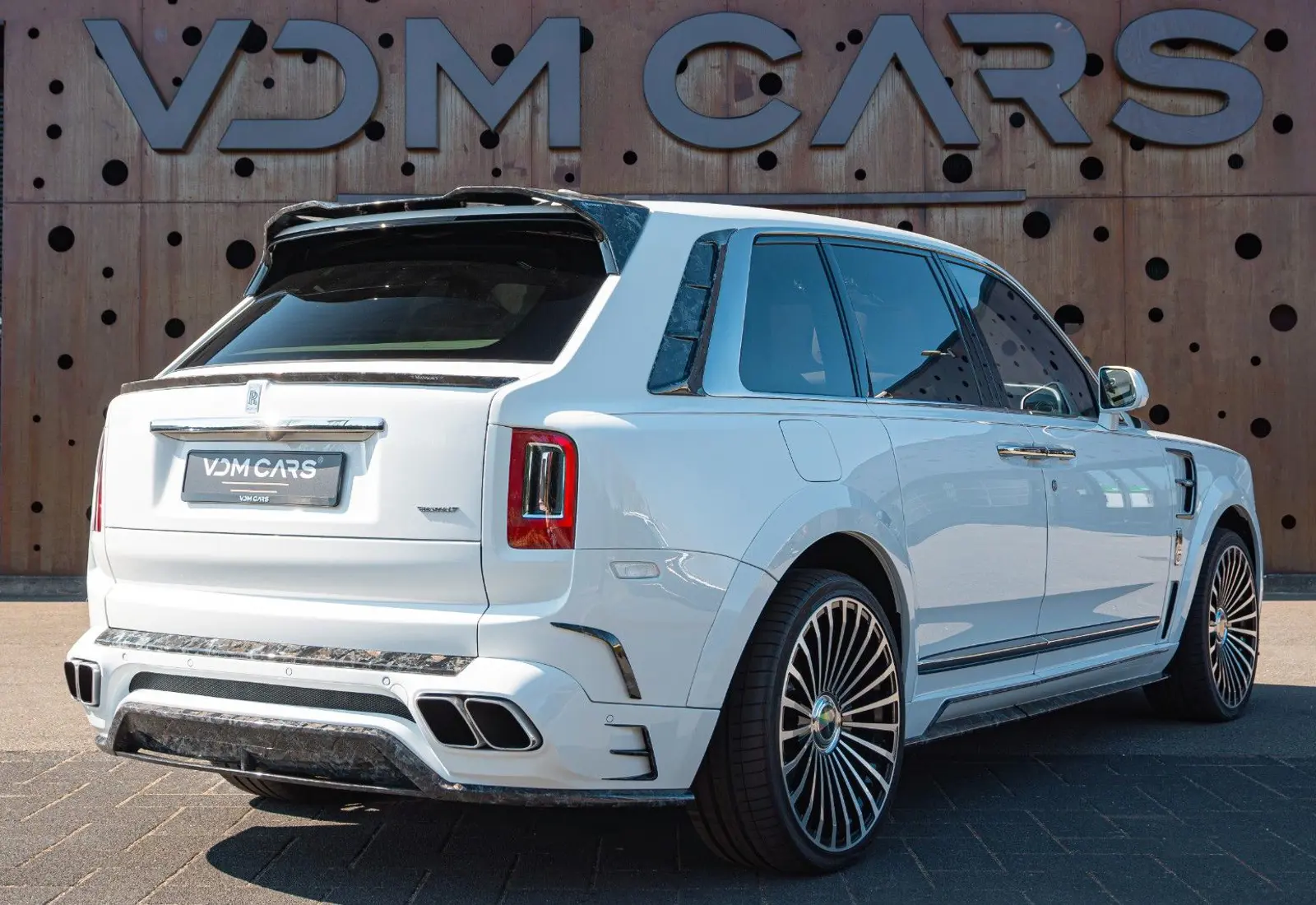 Rolls-Royce Cullinan MANSORY * FORGED CARBON * ONLY 7600 KM *  - 139105