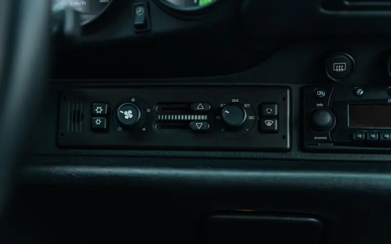 Porsche 993 Turbo * NEUE WARTUNG * TOP GEPFLEGT * SAMMLERST. *  - 131897