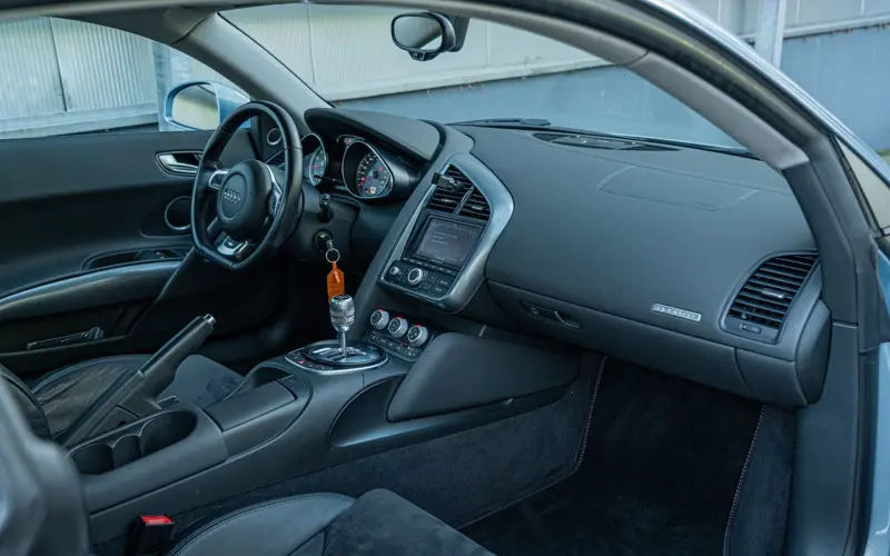 Audi R8 Coupe 4.2 FSI quattro * HANDSCHALTER * TITAN * B&amp;O - 145350