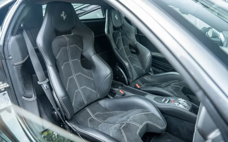 Ferrari 458 Italia * CARBON SEATS * LIFT * AFS * CAMERA * MWST *  - 153604