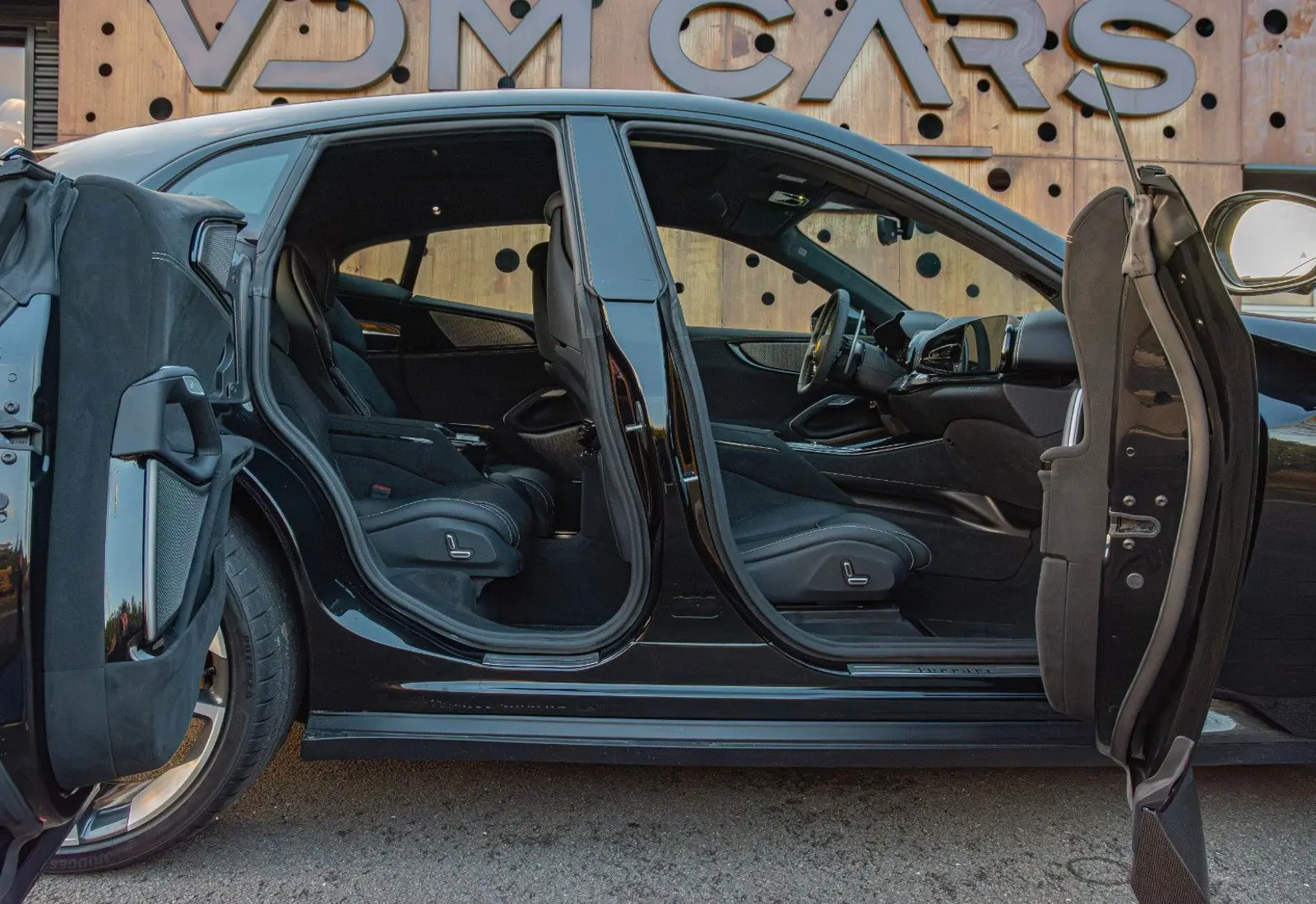 Ferrari Purosangue V12 * FULL CARBON * PANO * LIFT * VENT - 103129