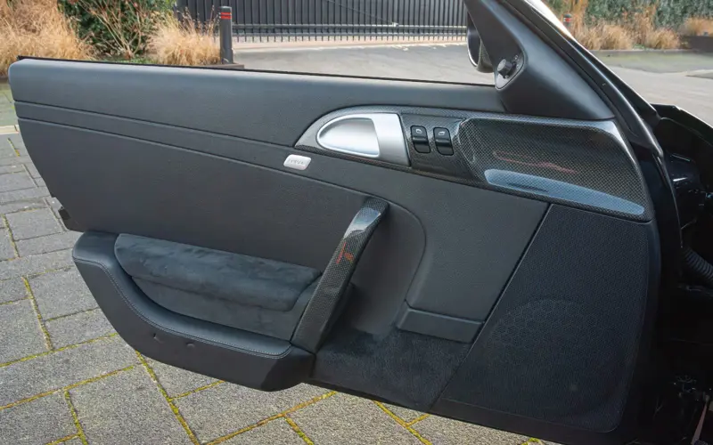 Porsche 911 GT3 RS * ONLY 2.300KM! * PCCB * PASM * CLUBSPORT *  - 126859