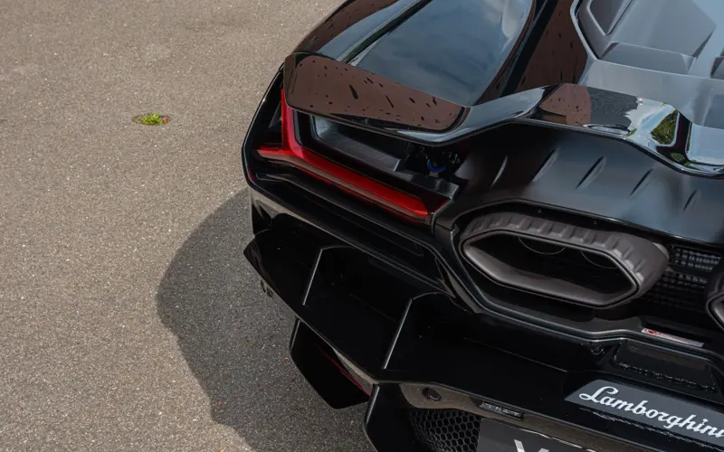 Lamborghini Revuelto 6.5 V12 * NEW CAR * AVAILABLE * BI COLOR - 145318