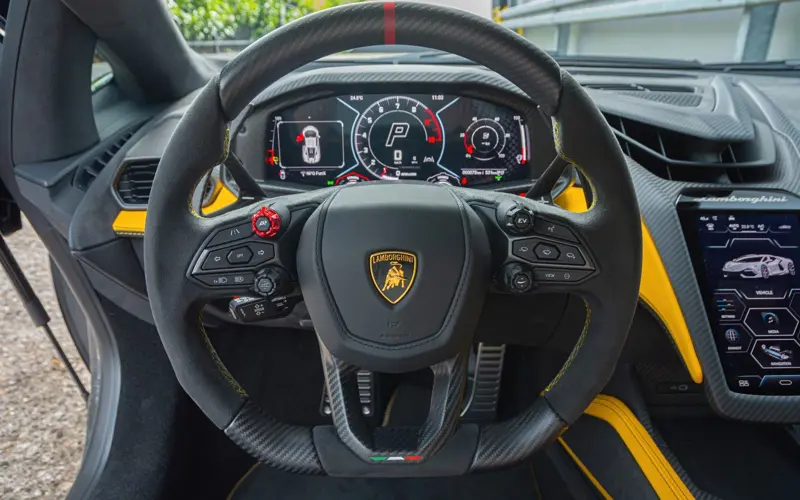 Lamborghini Revuelto 6.5 V12 * NEW CAR * AVAILABLE * BI COLOR - 114633