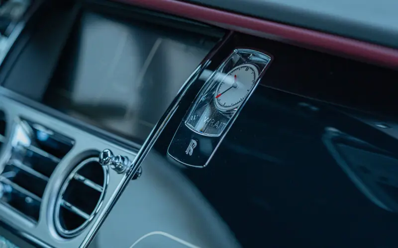 Rolls-Royce Wraith 6.6 V12 * MASSAGE * BESPOKE * DRIVE ASSIST+ *  - 134298