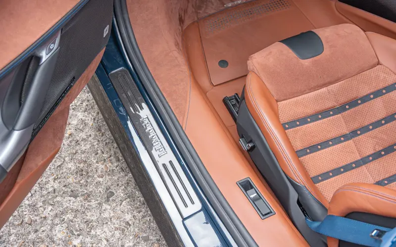 Ferrari SF90 Spider * CARBON(12x) * CARPLAY * LIFT * TWO-TONE *  - 110837