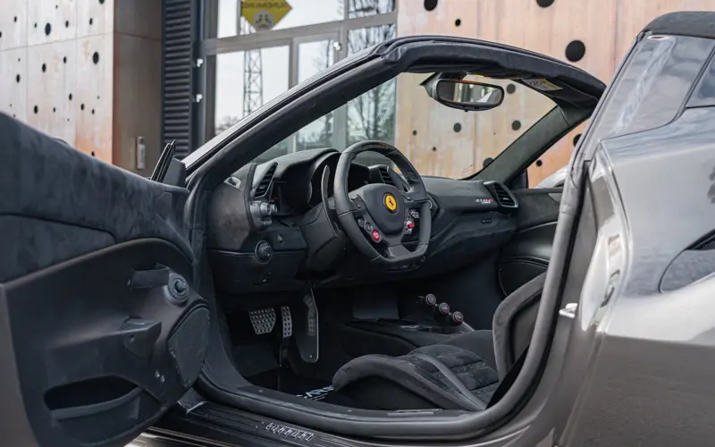 Ferrari 488 Pista Spider * CARBON 12X * 635KM * NEW SERVICE *  - 132803