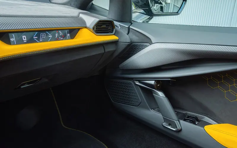 Lamborghini Revuelto 6.5 V12 * NEW CAR * AVAILABLE * BI COLOR - 145312