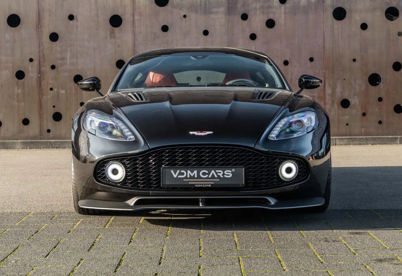 Aston Martin Vanquish Zagato Shooting Brake NEW SERVICE ! NEW - 124965