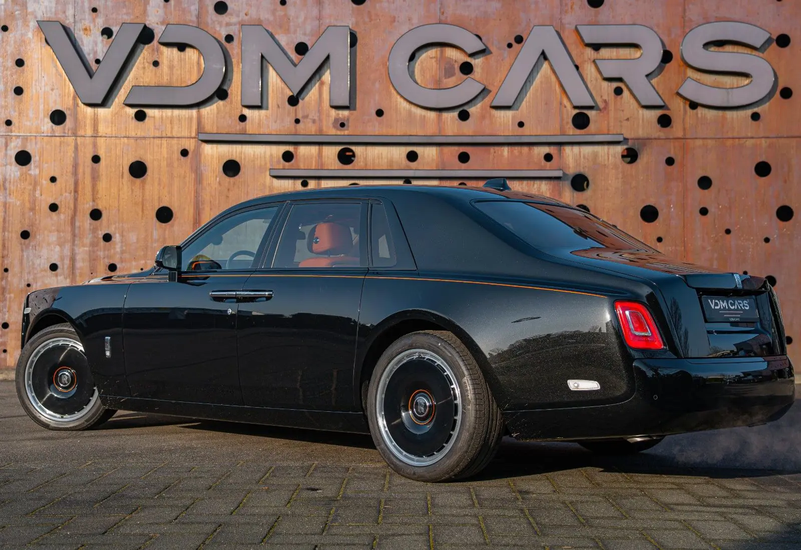 Rolls-Royce Phantom * COC ONLY * PROD.25 * BESPOKE * STARLIGHT * THEA - 136058