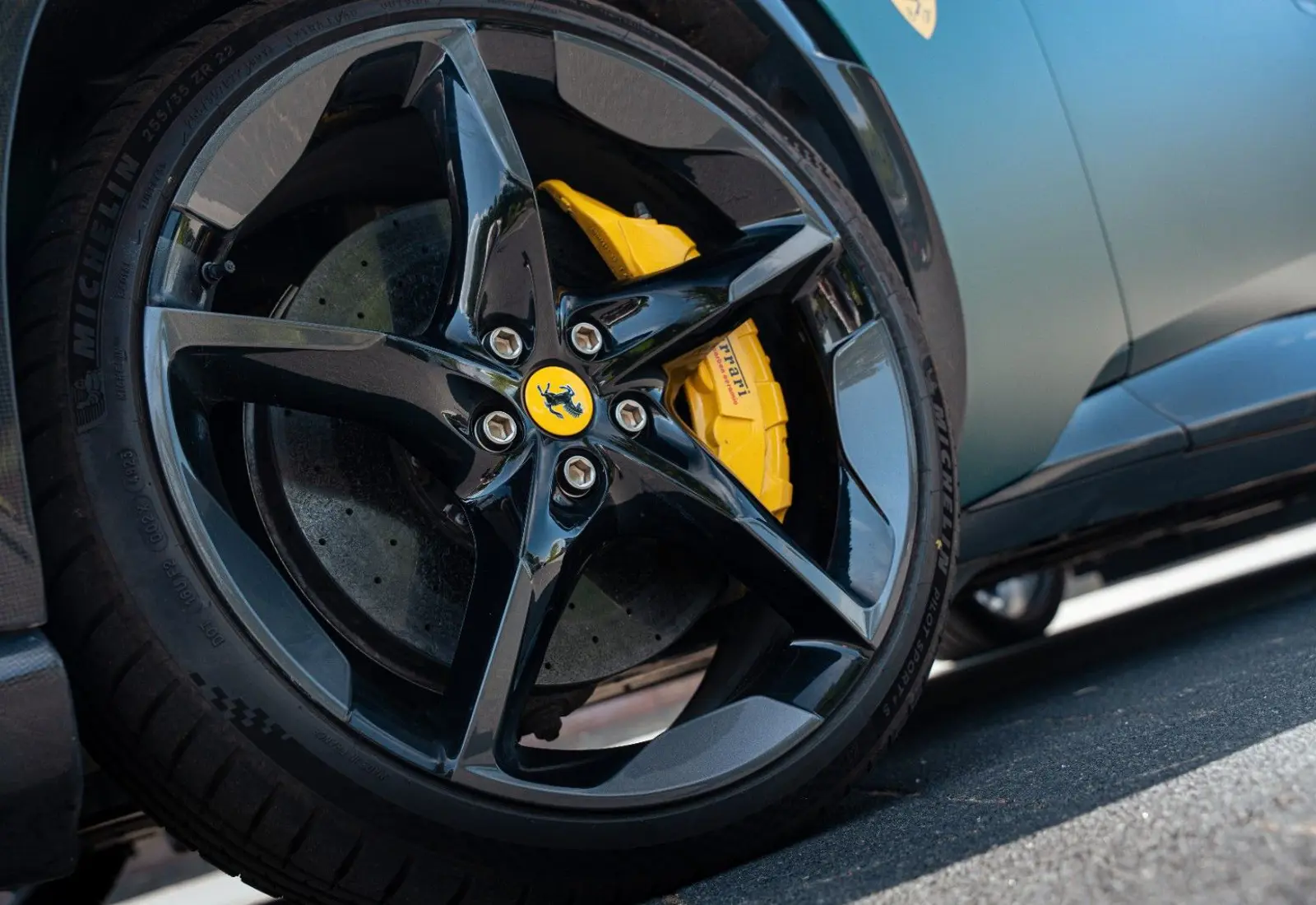Ferrari Purosangue * ATELIER * FULL CARBON * MASSAGE * FULL *  - 151426