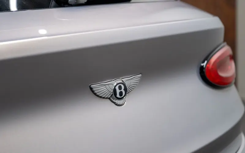 Bentley Bentayga 3.0 Hybrid 4WD * FIRST EDITION * NAIM *  - 135309