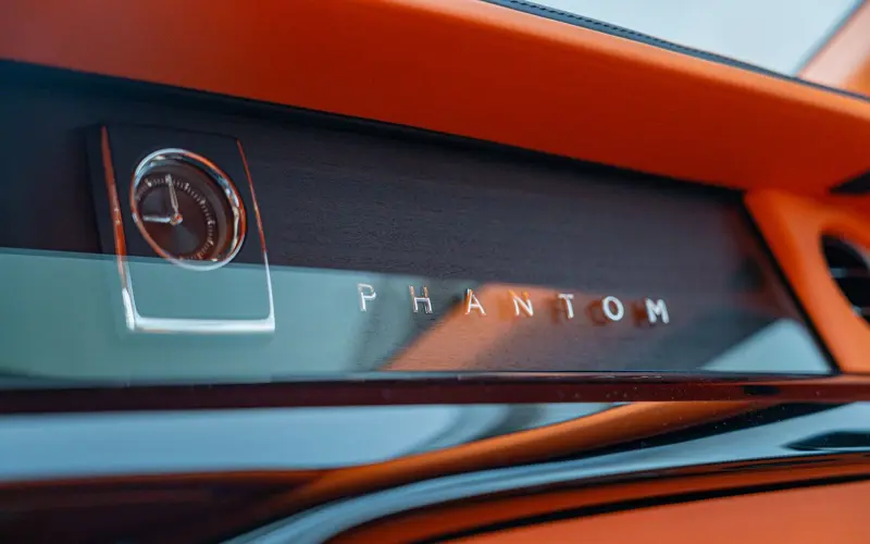 Rolls-Royce Phantom * COC ONLY * PROD.25 * BESPOKE * STARLIGHT * THEA - 136075