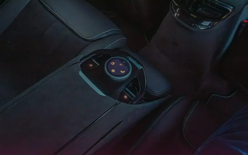 Ferrari Purosangue V12 * FULL CARBON * PANO * LIFT * VENT - 103145