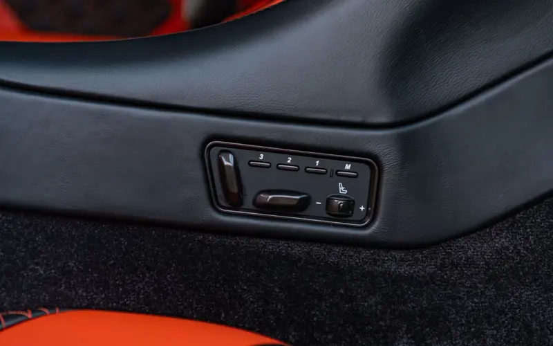 Aston Martin Vanquish Zagato Shooting Brake NEW SERVICE ! NEW - 124987